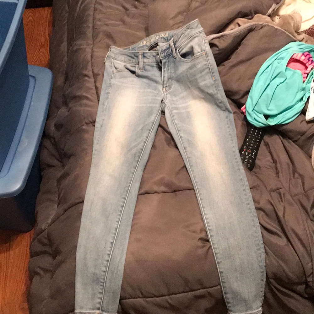 American Eagle super stretch skinny jeans